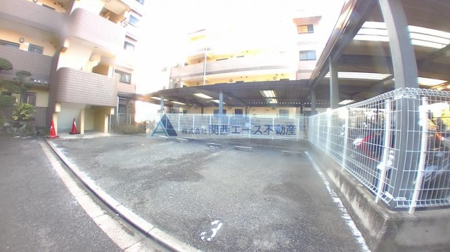 【駐車場】 | カーサフィオーレ壱番館