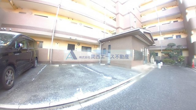 【駐車場】 | カーサフィオーレ壱番館