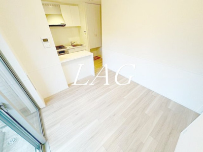 【居間・リビング】 | クレッシェンド20 | 洋室のお部屋です。