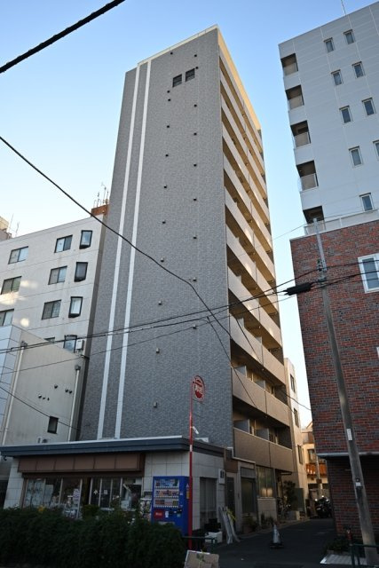 アデッソ新宿若松町の外観|おしゃれな外観です