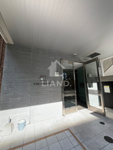 BLANC TOUR HAKATA　住吉小学校区のエントランス|BLANC TOUR HAKATA