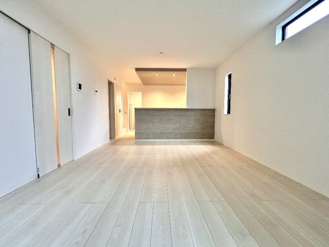 所沢市所沢新町　新築一戸建　西武新宿線　新所沢の居間・リビング|約16帖LDKにつき、広々とご使用いただけます。
