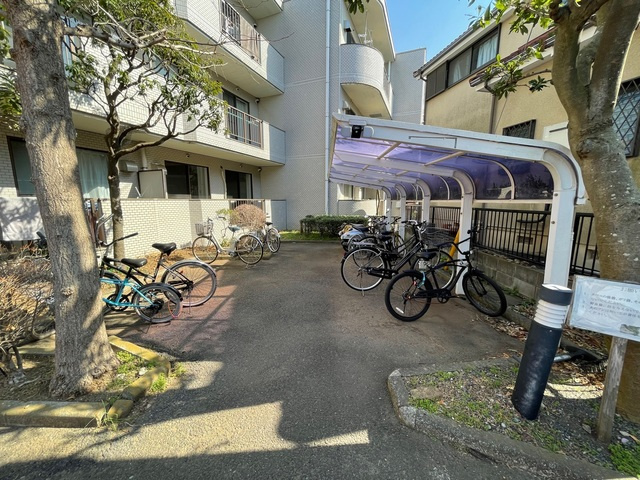 グリンデルワルトのその他共用部分|駐輪場