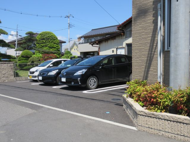 エストカーサの駐車場