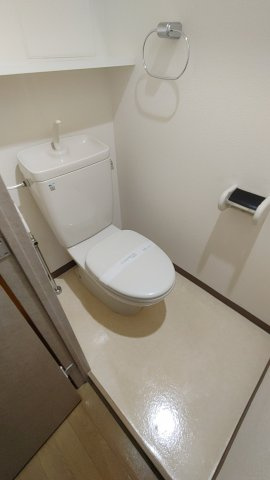 アルテサーノ調布のトイレ|※他部屋参考写真
