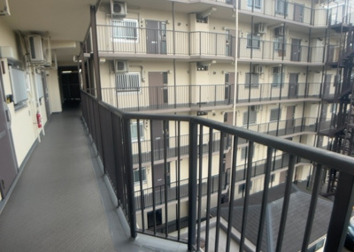 【内装】 | ネオコーポ町田 | 共用部分は、一棟の建物に住む区分所有者全員が共同で所有するとし、共用部分の管理、補修などは、区分所有者で形成される管理組合が行います。個人の判断で勝手に変更することはできませんので覚えておきましょう。