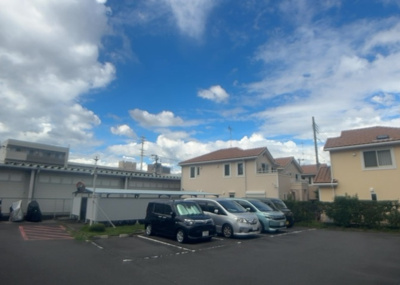 【展望】 | ネオコーポ町田 | 眺望の良さを楽しめるダイニングキッチンで家族団らんの時間を過ごしてはいかがでしょうか。バルコニーから見える景色を家族で眺める時間は、時間が経つのを忘れてしまいそうですね。是非、現地を見に行きましょう！