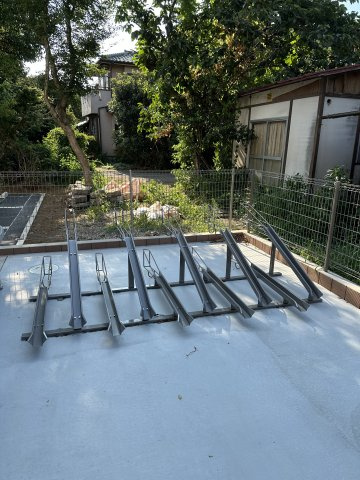 オーヴェスト深大寺の駐車場