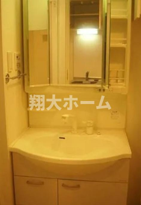 ライジングプレイス浅草参番館の洗面所