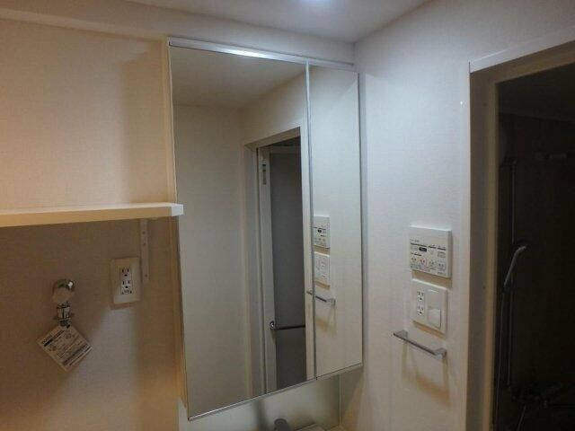 江東区大島７丁目の賃貸マンションの洗面所