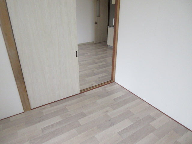 パールハイツBの洋室