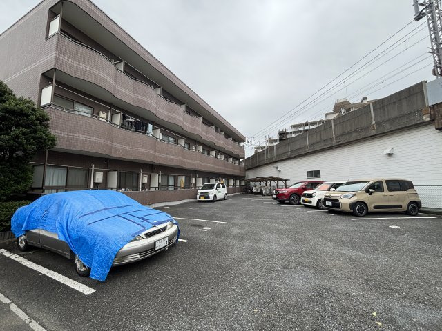 リッツコート西船橋の駐車場