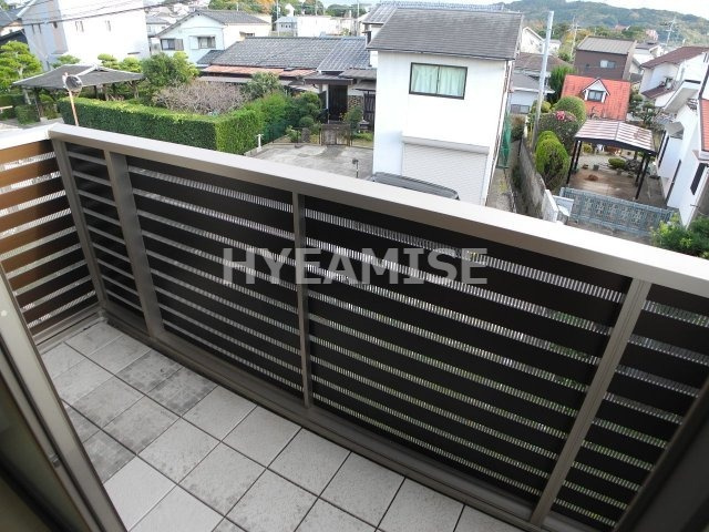シャーメゾン久原の丘のバルコニー