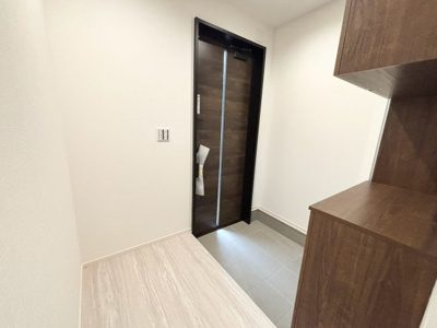 【玄関】 | 高槻市日吉台六番町　新築戸建