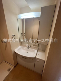【洗面所】 | Ｊタワー西大井ウェストコート | Ｊタワー西大井ウェストコート　は三都市アース中延店へお任せください！　ご内覧可能なお部屋は物件現地お待ち合わせご案内可能です！