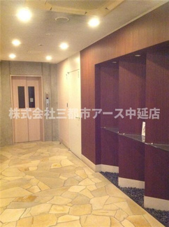 【エントランス】 | Ｊタワー西大井ウェストコート | Ｊタワー西大井ウェストコート　は三都市アース中延店へお任せください！　ご内覧可能なお部屋は物件現地お待ち合わせご案内可能です！
