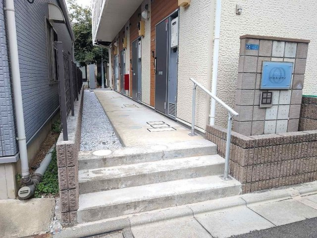 レオネクストパールシティ のエントランス