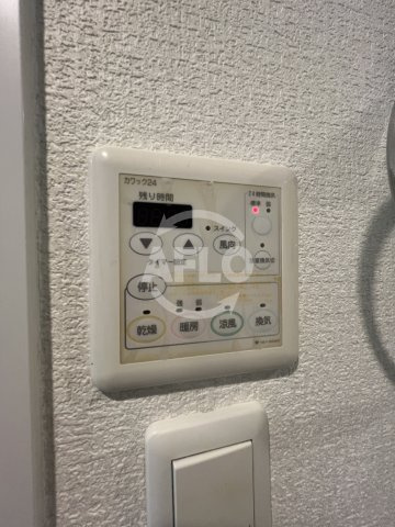 CITY　SPIRE十三東の洗面所|CITY SPIRE十三東　浴室乾燥機