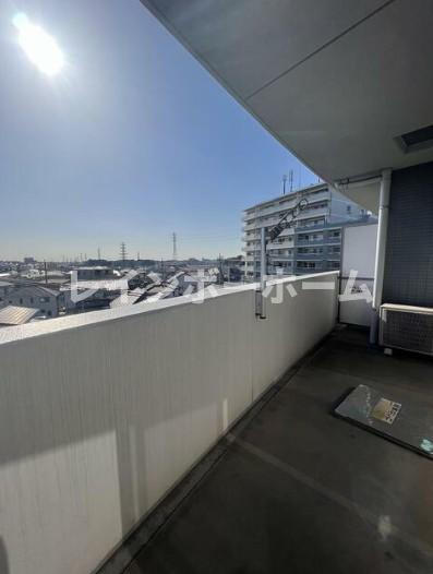 柏市十余二の賃貸マンションのバルコニー