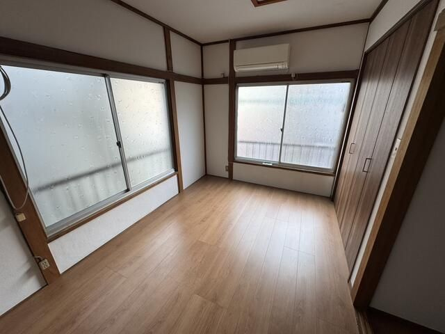 【寝室】