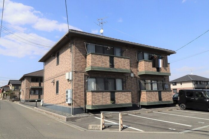 ストークシャトル　B棟