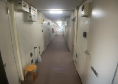 【内装】 | メゾン・ド・ノア明神町 | 共用部分は、一棟の建物に住む区分所有者全員が共同で所有するとし、共用部分の管理、補修などは、区分所有者で形成される管理組合が行います。個人の判断で勝手に変更することはできませんので覚えておきましょう。