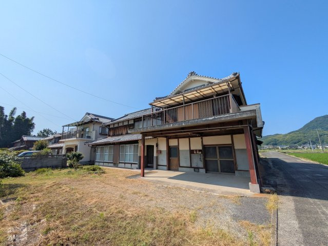 中通土地の外観