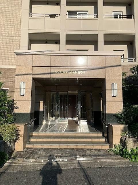 アーサー名島リバーパーク　301のエントランス