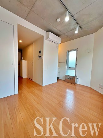 【居間・リビング】 | ブラン渋谷本町 | 別号室の写真です