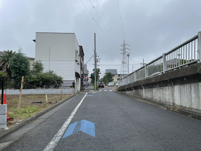 江戸川区中葛西１丁目　新築戸建て　全２棟の前面道路含む現地写真|２０２６年７月撮影