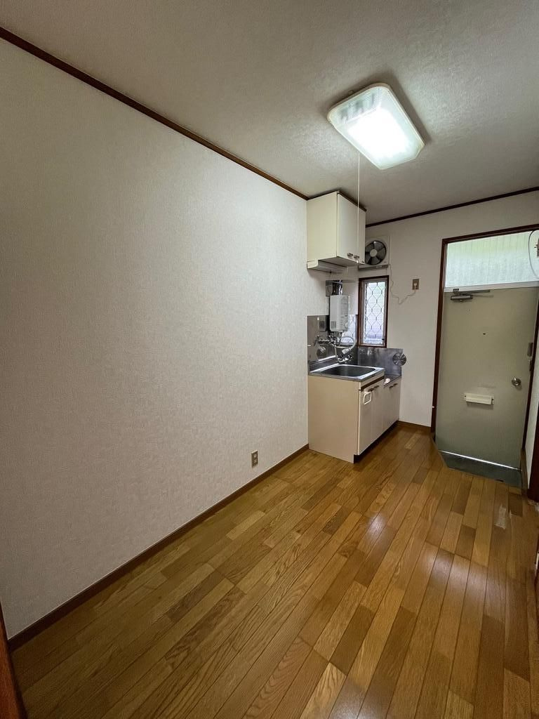 メゾン和幸の玄関