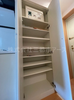 【収納】 | スキヤハウス | スキヤハウス　は三都市アース中延店へお任せください！　ご内覧可能なお部屋は物件現地お待ち合わせご案内可能です！別号室参考画像