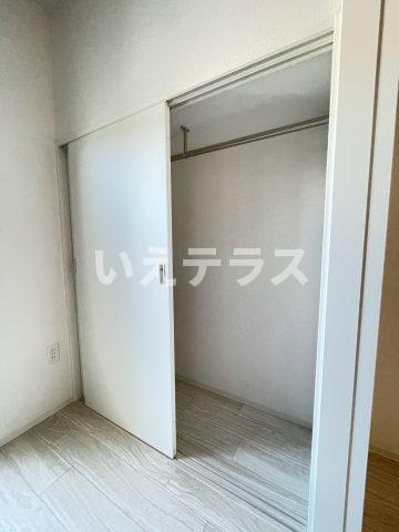 セレニテ神戸駅前アリエの収納|たっぷりとした収納スペースです