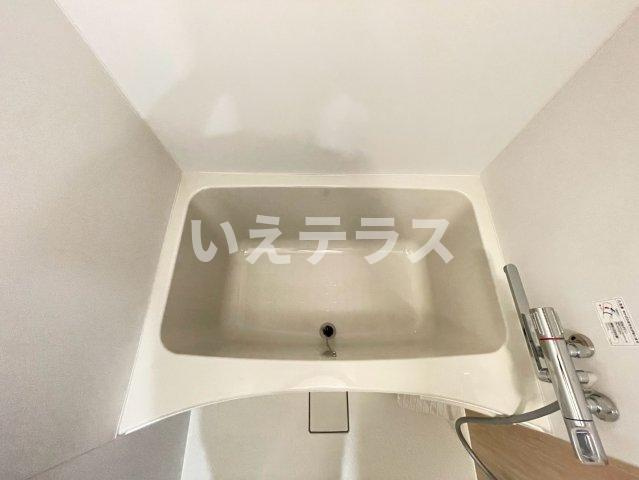 セレニテ神戸駅前アリエの浴室|きれいなお風呂です