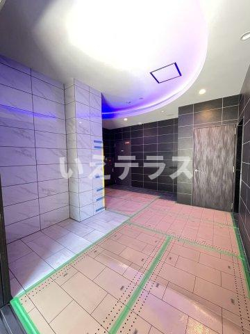 セレニテ神戸駅前アリエのロビー|建物の内部です