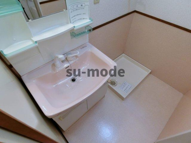 ヴィーヴルNAOの洗面所