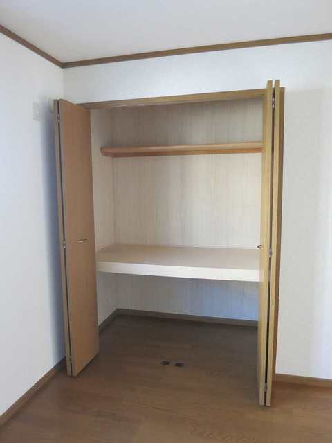メゾン・グランドールＢの収納