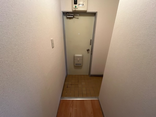 スカイメゾン大高Ａの玄関
