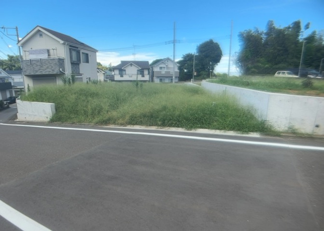 【外観】 | 石川町売地 | 家を建てる前提で土地を探している場合、地盤の丈夫さは譲れない条件の一つです。地盤が脆弱だと追加工事が必要となります。また、過去に地盤沈下や液状化現象を起こした土地は、できるだけ避けた方がいいでしょう。