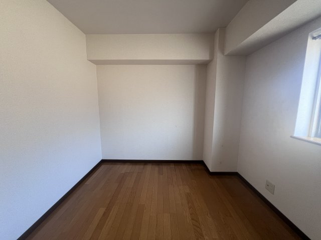フレンドリー西明石の洋室