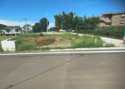 【外観】 | 石川町売地 | 土地を買う際、住む地域の自治体や福祉の補助制度にも注目してみましょう。子供や老人の医療補助やゴミ出しのルールなど、自治体によってルールに大きな違いがあるため、暮らしやすい土地で判断するとよいでしょう。