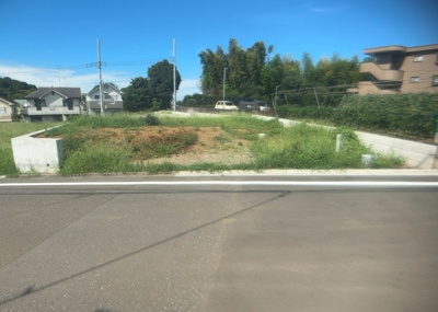 【外観】 | 石川町売地 | 人が暮らすうえで日光は大切な要素となります。日当たりの良さは譲れないポイントですね。併せて近くに大きな建築物の建築予定がないか、あるいはそれが可能な土地が近くにないか事前に確認することもお勧めします。