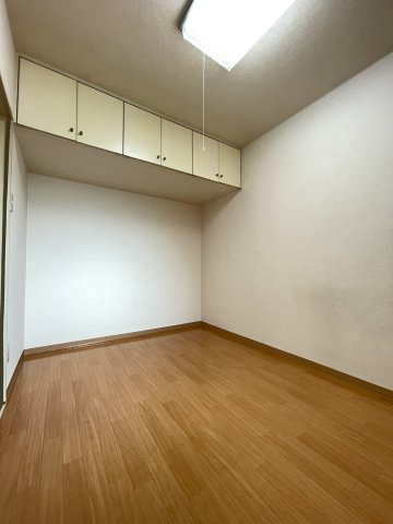 煉瓦館京極の洋室|※画像は同物件別室となります。