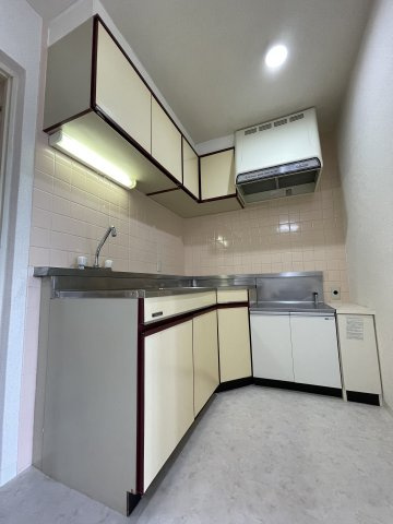 煉瓦館京極のキッチン|※画像は同物件別室となります。