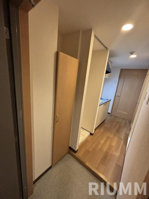 【玄関】 | クレセント戸山