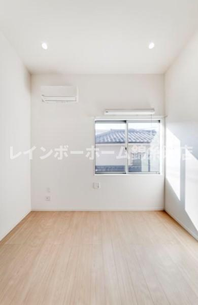 Consolatoria 扇大橋の内装