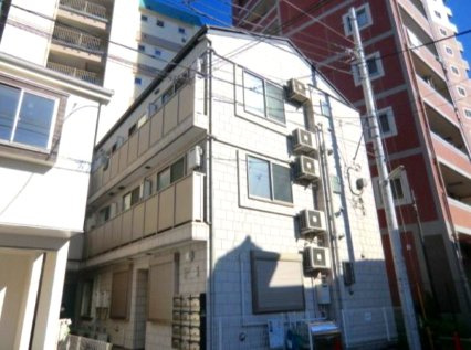足立区梅田２丁目のアパートの外観