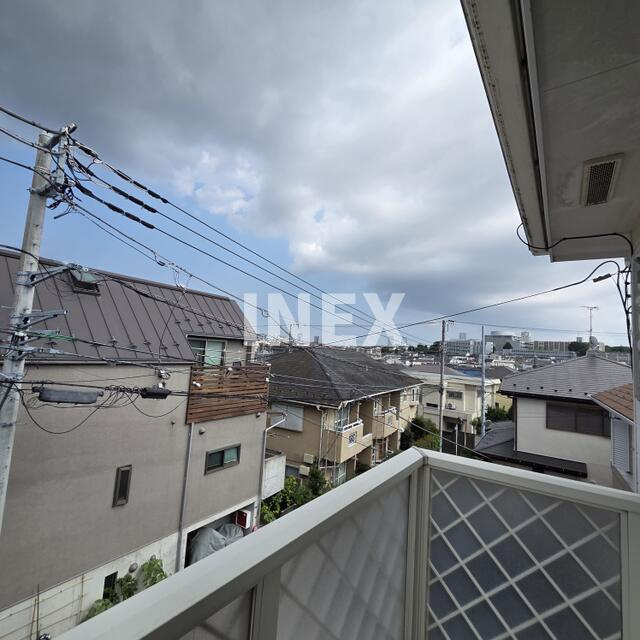 横浜市神奈川区六角橋５丁目のテラスの展望