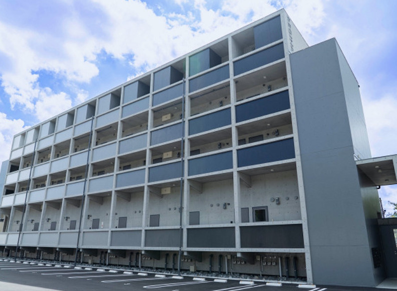 ＲＥＧＩＮＡ南大分駅前