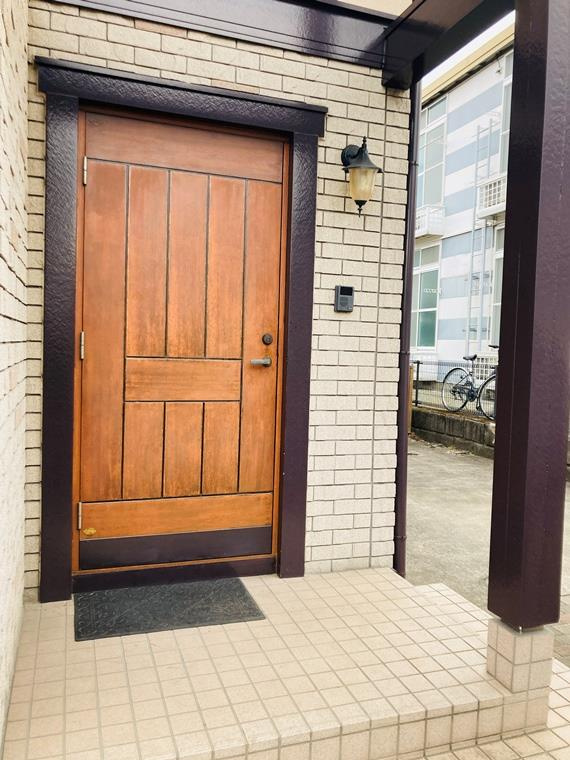 堀西戸建のエントランス